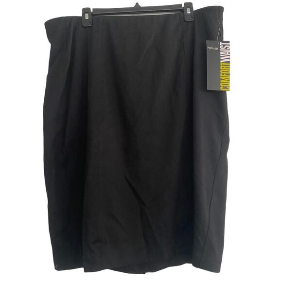 NWT Style & Co. Women's 2X Skirt Black Elastic Comfort Waist Stretch Knee Length - Picture 1 of 6